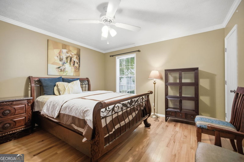 Photo 15 of 402 Olde Mill Lane #402