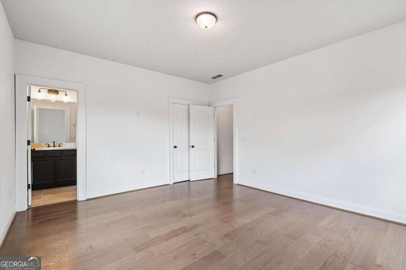 Photo 18 of 2030 Forte Lane #31