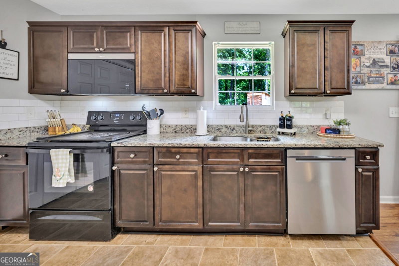 Photo 21 of 1276 Long Piney Road