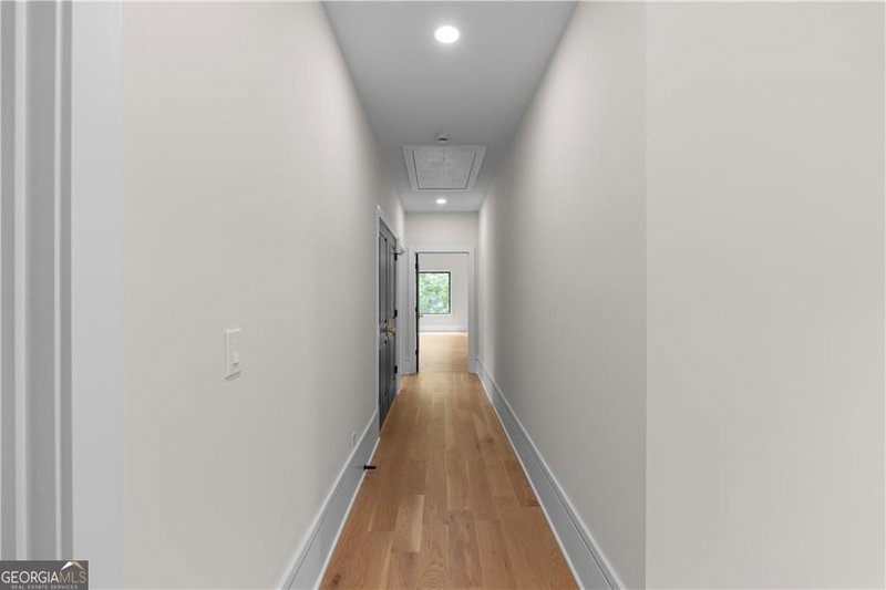 Photo 44 of 1666 S Gordon Street SW
