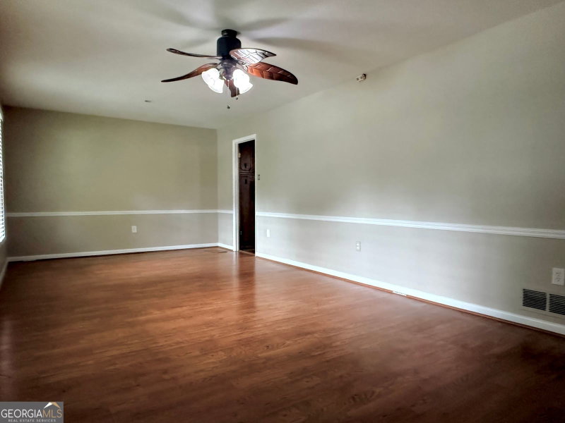 Photo 15 of 280 Davis Street
