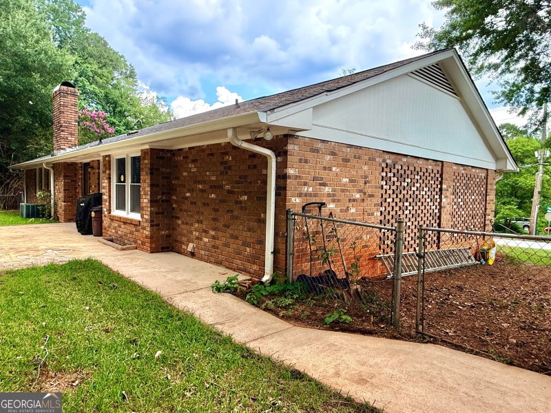 Photo 34 of 280 Davis Street