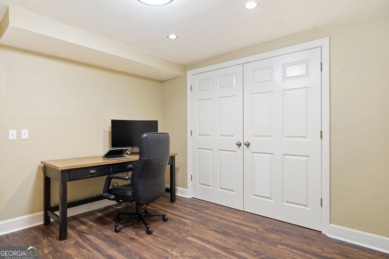 Photo 50 of 401 Maple Ridge Court