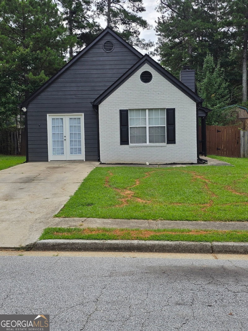 1488 Cain Court N