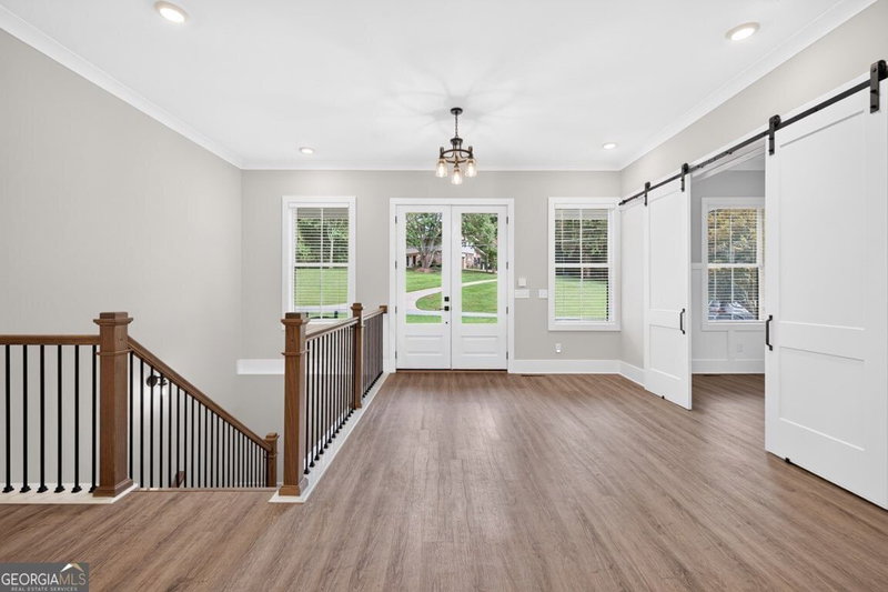 Photo 17 of 6052 Oak Hill Drive