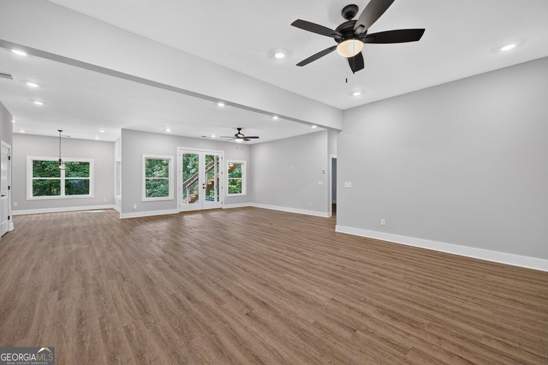 Photo 35 of 6052 Oak Hill Drive