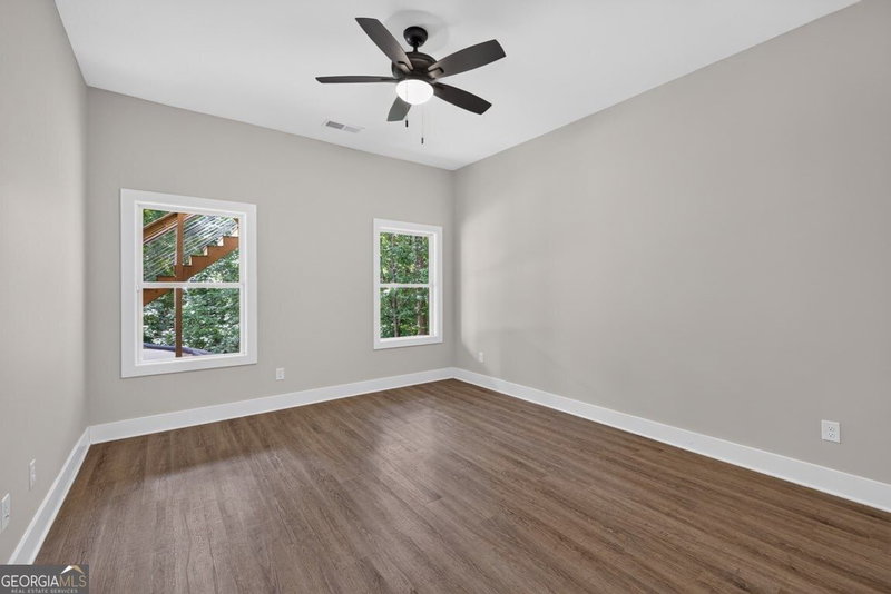 Photo 38 of 6052 Oak Hill Drive