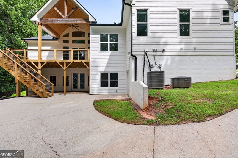 Photo 44 of 6052 Oak Hill Drive
