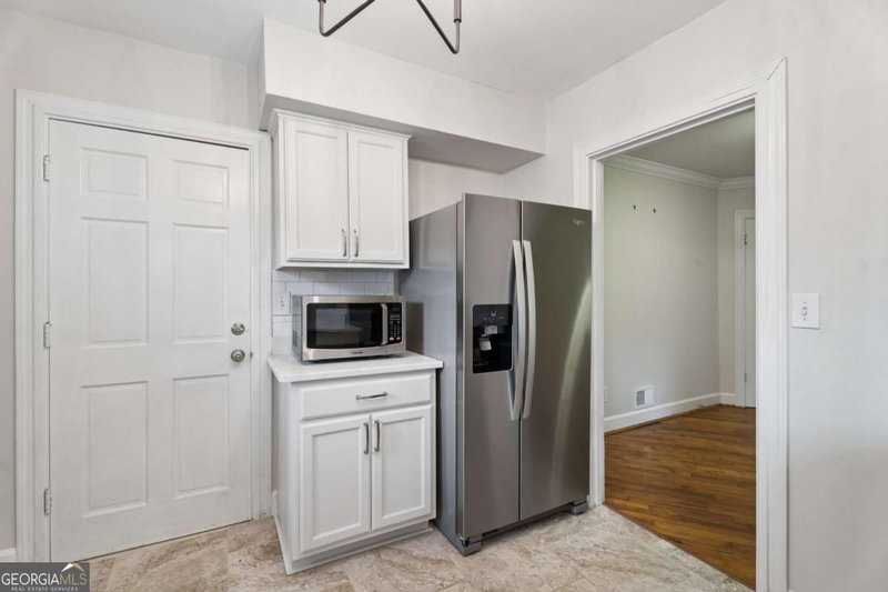 Photo 16 of 2477 N Decatur Road #B2