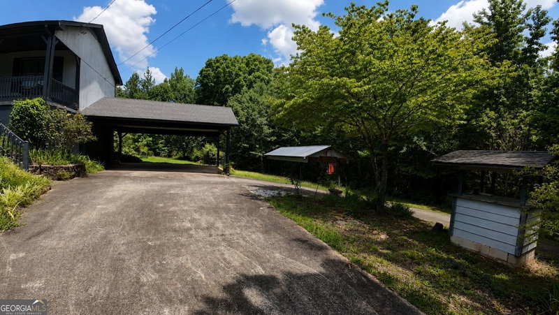 Photo 33 of 962 Willow Springs Road
