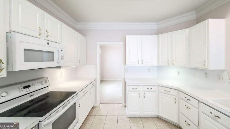 Photo 6 of 2124 Birkdale Street
