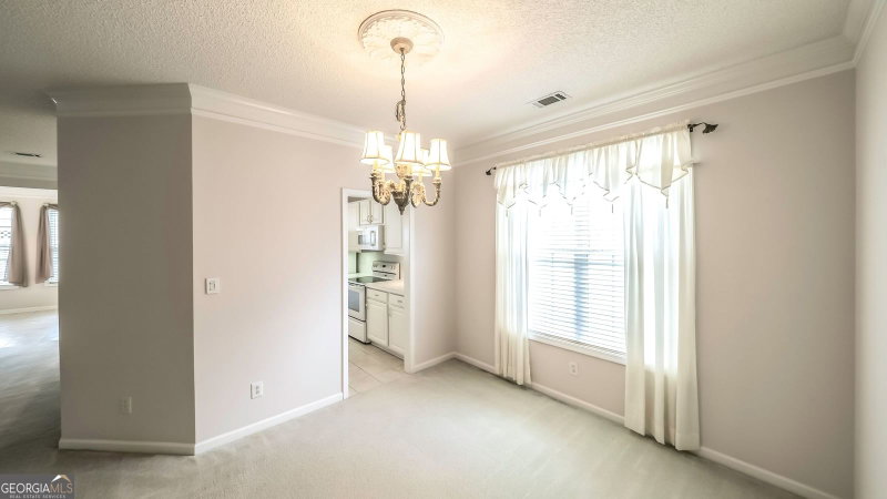 Photo 8 of 2124 Birkdale Street