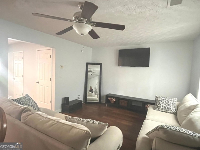 Photo 9 of 2434 Piering Drive
