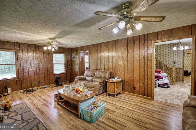 Photo 8 of 260 Brookwood Way SE