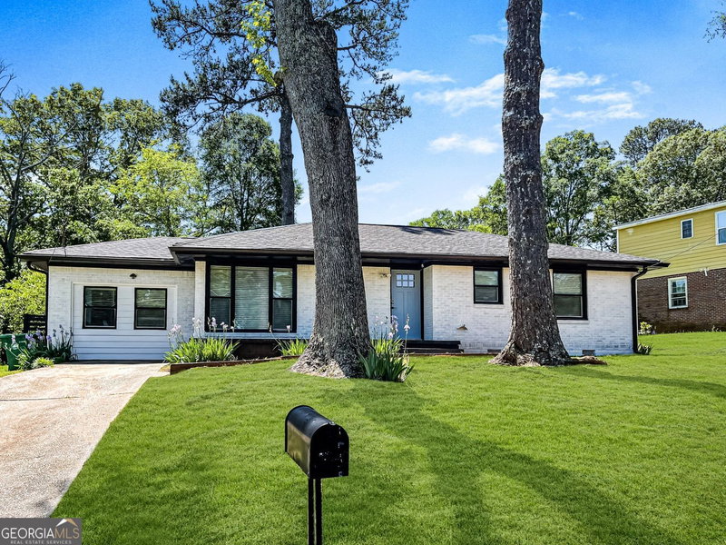 2597 Glenvalley Drive