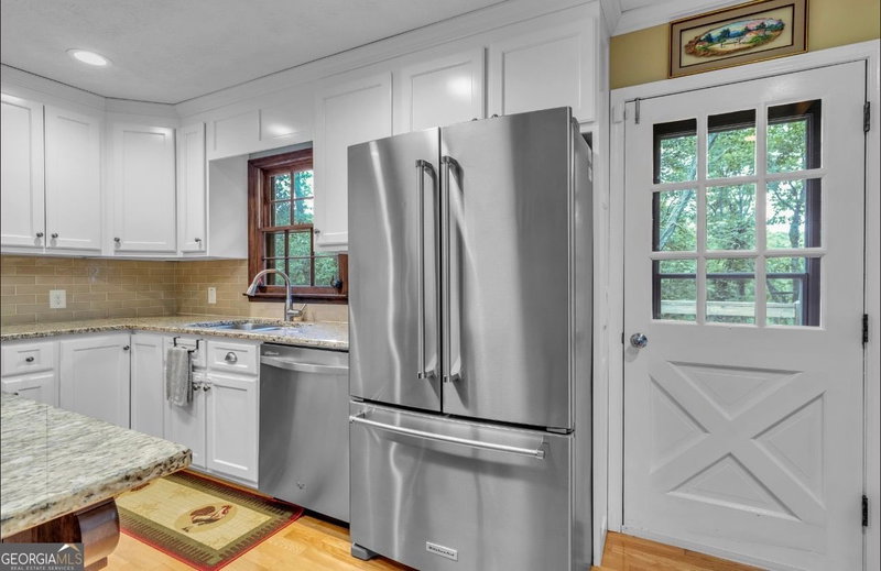 Photo 24 of 285 Wolf Den Road
