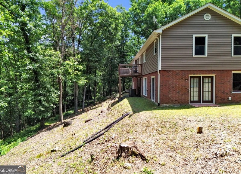 Photo 51 of 285 Wolf Den Road
