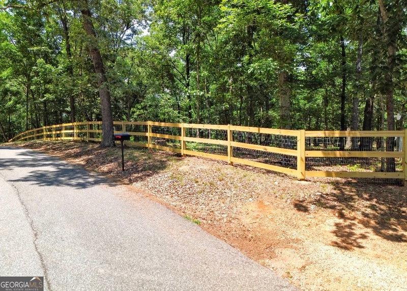 Photo 59 of 285 Wolf Den Road