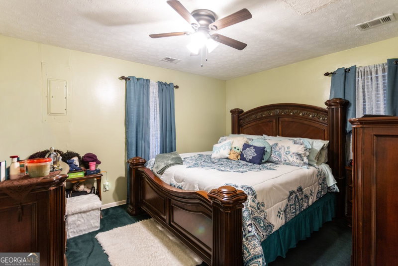 Photo 13 of 338 Boxwood Street