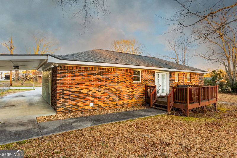 Photo 20 of 338 Boxwood Street