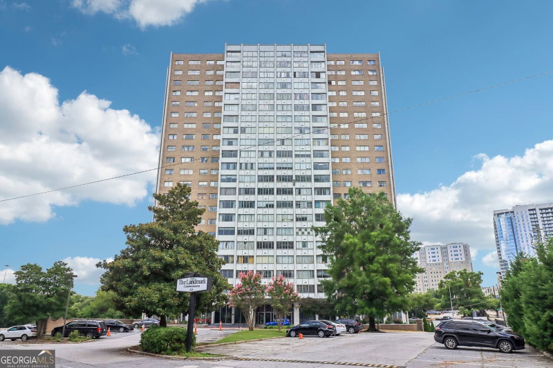 Photo 14 of 215 Piedmont Avenue NE #602
