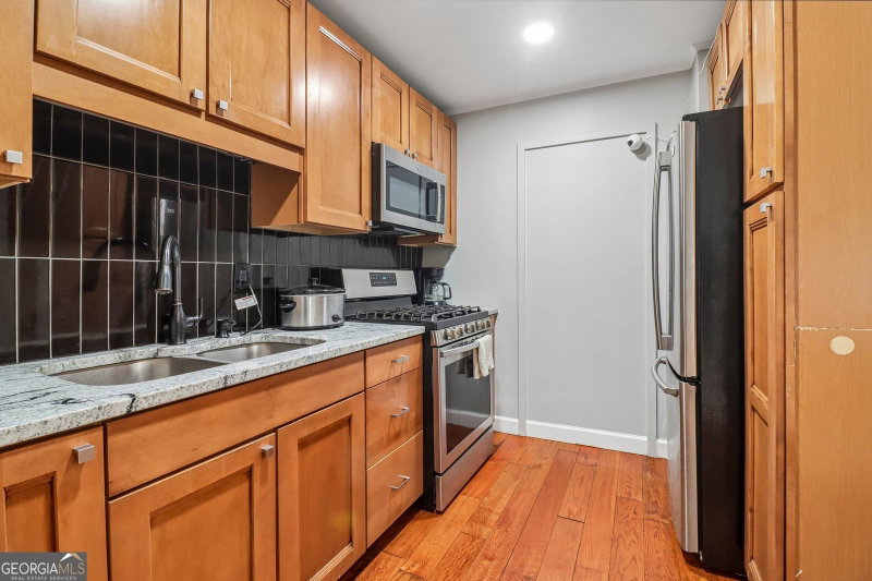 Photo 7 of 215 Piedmont Avenue NE #602