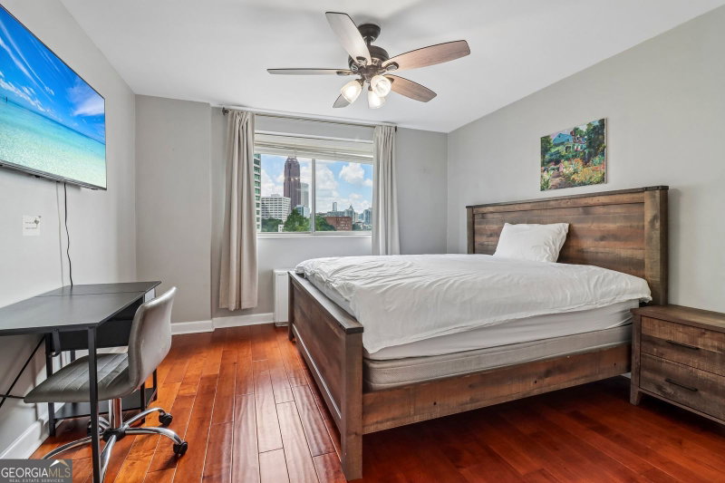 Photo 8 of 215 Piedmont Avenue NE #602