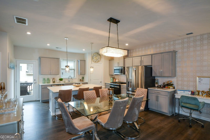 Photo 9 of 6605 Brooklyn Court SE