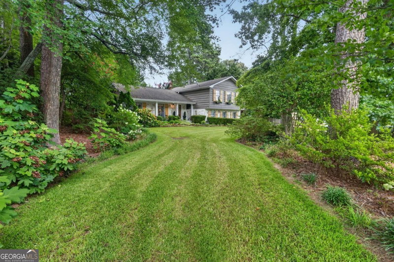 1701 Driftwood Place