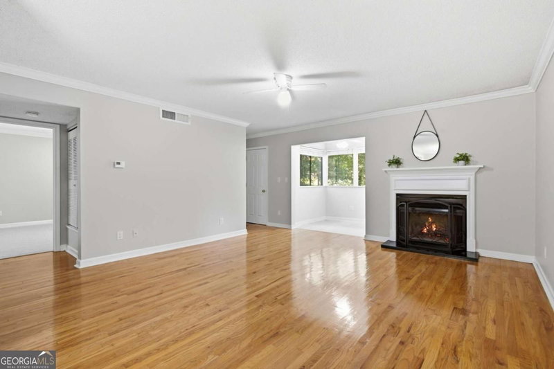 Photo 10 of 1016 Wingate Way #1016