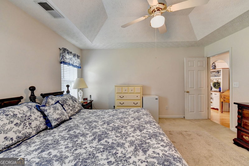 Photo 19 of 940 Willow Springs Court