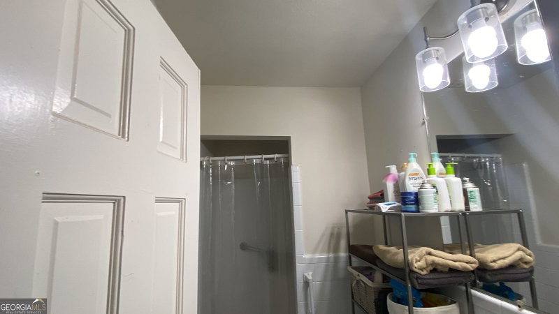 Photo 11 of 1473 Wesley Drive