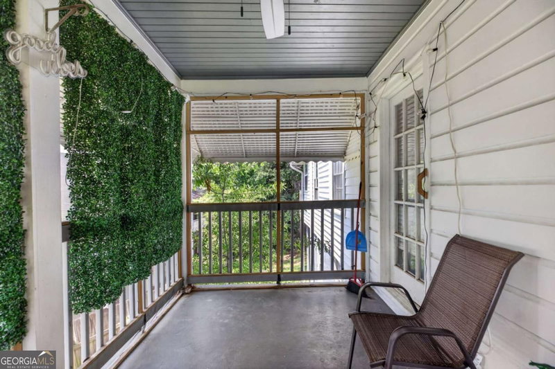 Photo 22 of 2727 Humphries Street