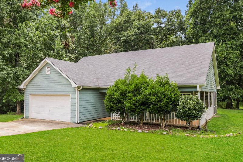 Photo 4 of 340 Freeman Drive