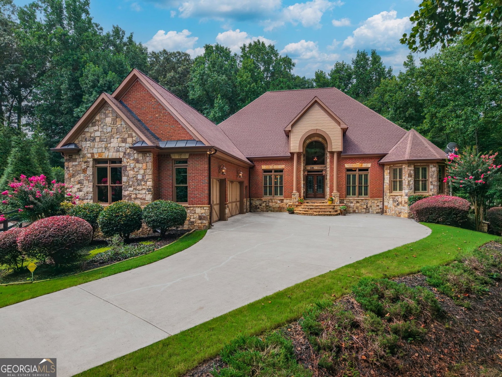211 Arbor Green Run, Alpharetta, GA 30004