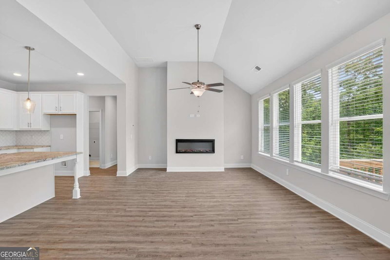 Photo 2 of 14 Glengarry Court #LOT 254