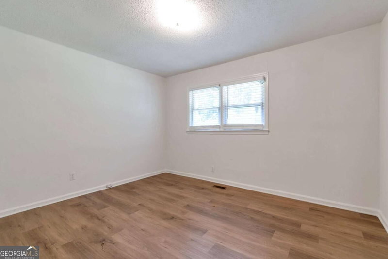 Photo 11 of 2756 Homeland Drive