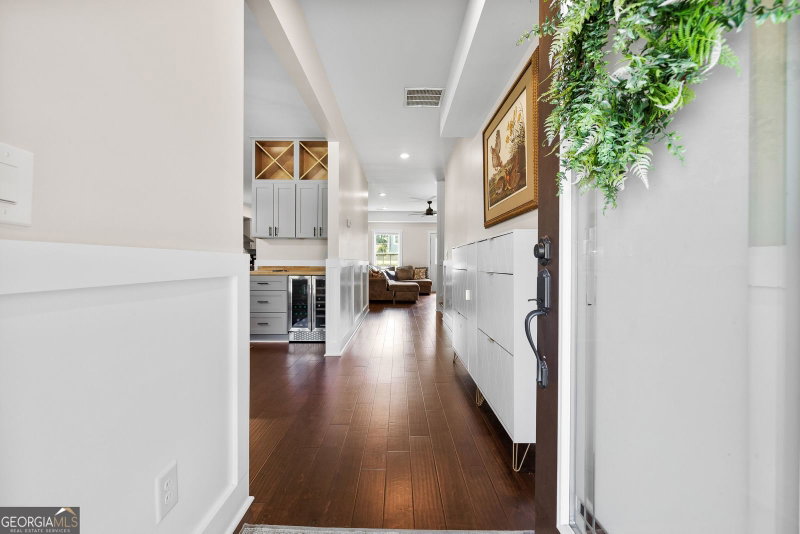 Photo 8 of 142 Brookwood Avenue