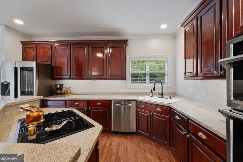 Photo 7 of 112 Turnberry Circle
