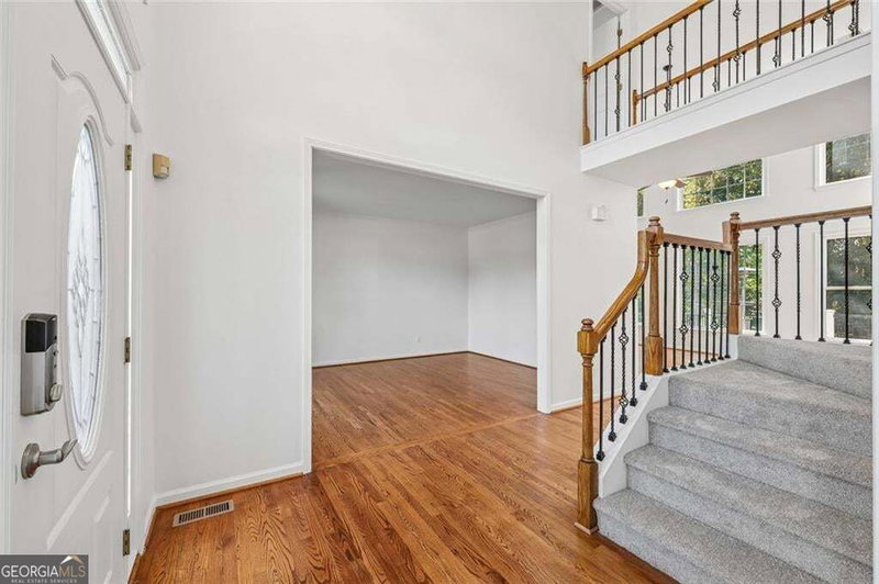 Photo 10 of 2835 Live Oak Court