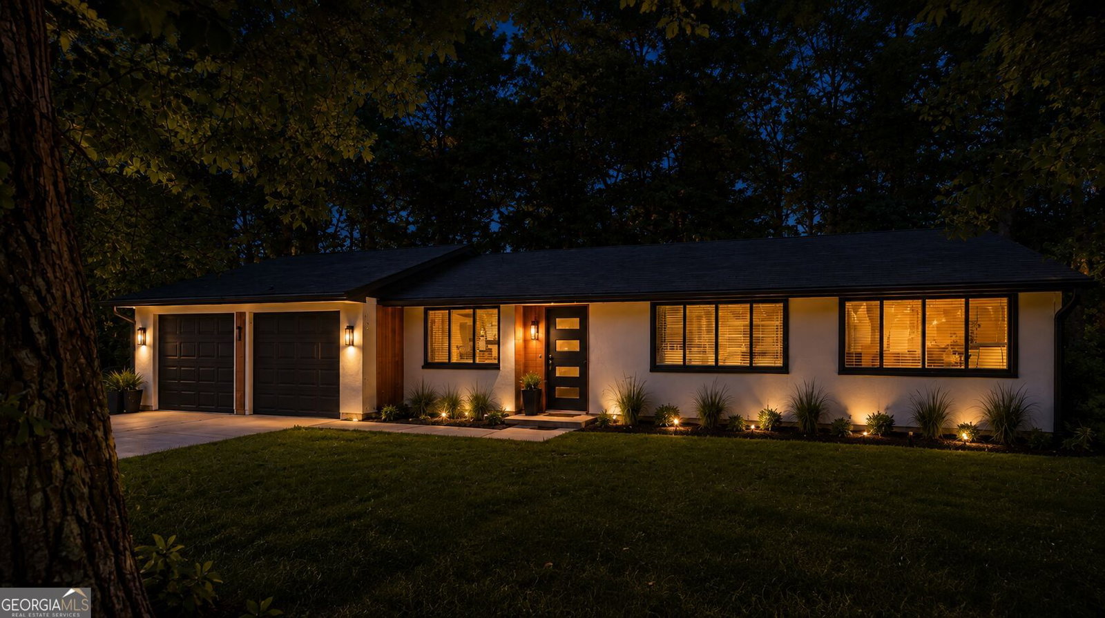 5770 Ivywood Drive, Lithonia, GA 30038