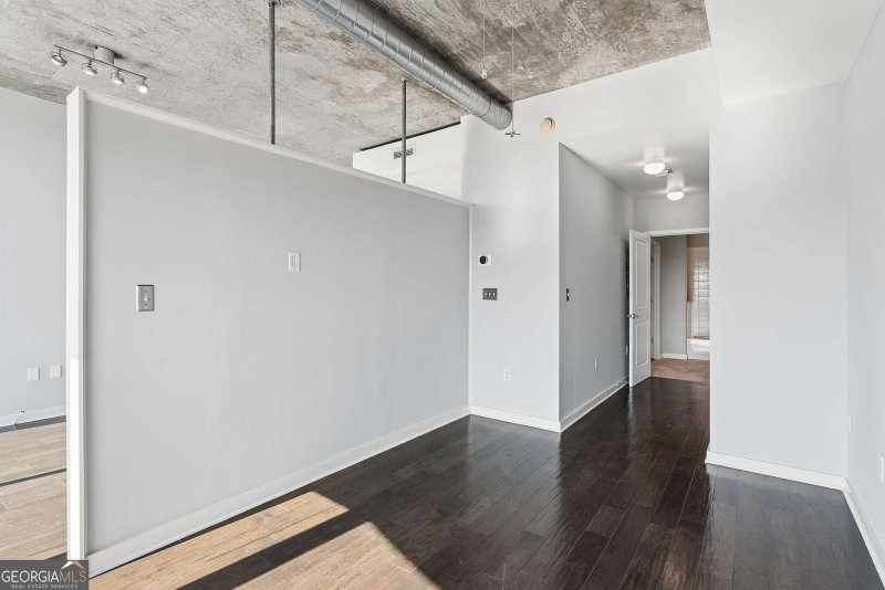 Photo 16 of 943 Peachtree Street NE #1314