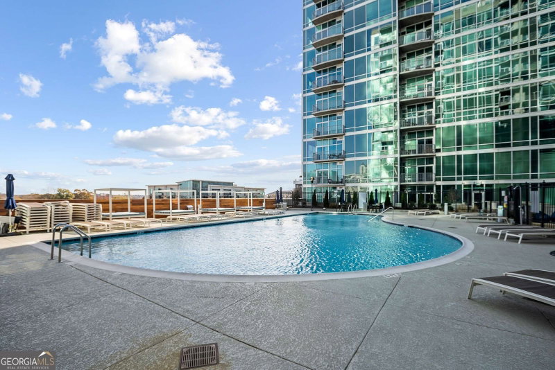 Photo 33 of 943 Peachtree Street NE #1314