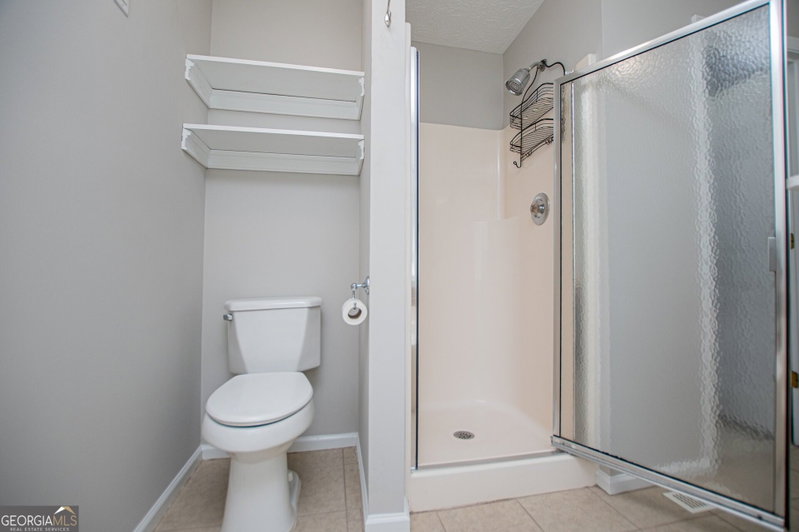 Photo 32 of 20 River Oak Court