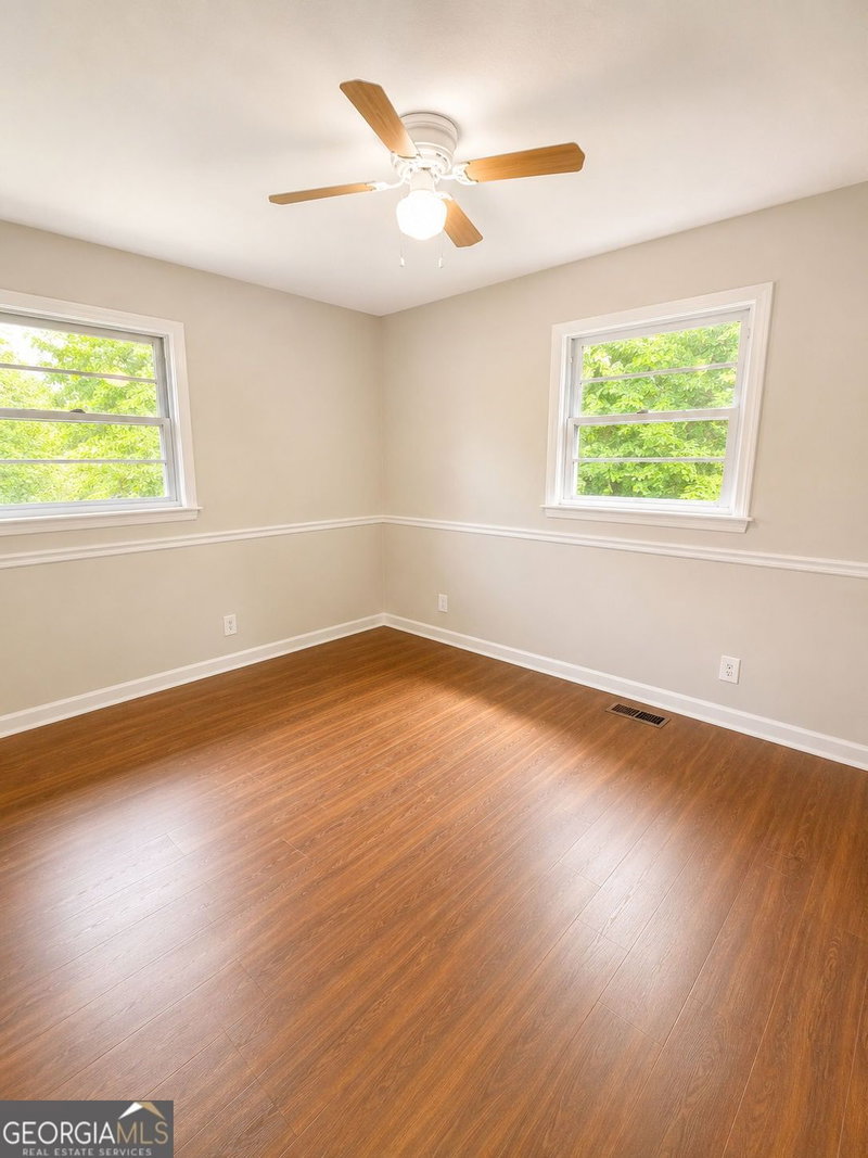 Photo 8 of 203 Briarwood Drive