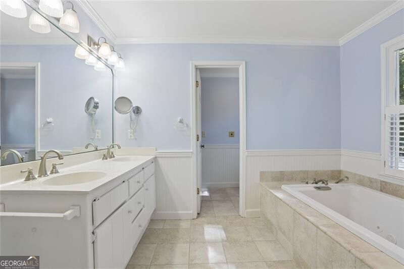 Photo 22 of 1090 Applecross Drive