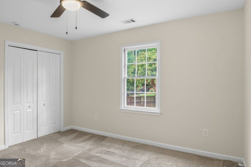 Photo 33 of 180 Shyrewood Drive