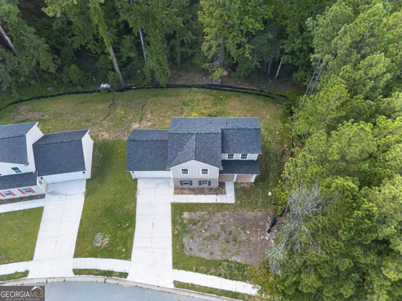 Photo 2 of 3942 Alderwoods Drive