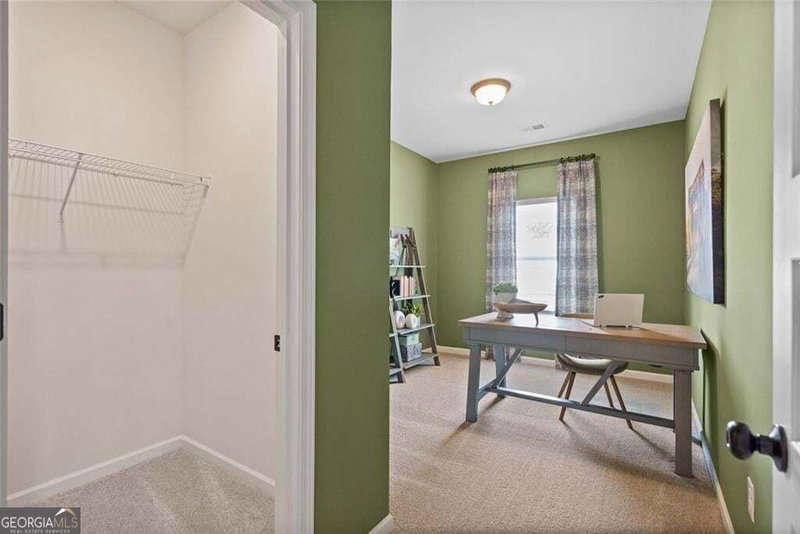 Photo 35 of 161 Hadley Way