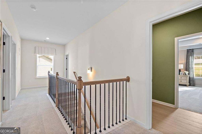 Photo 24 of 161 Hadley Way